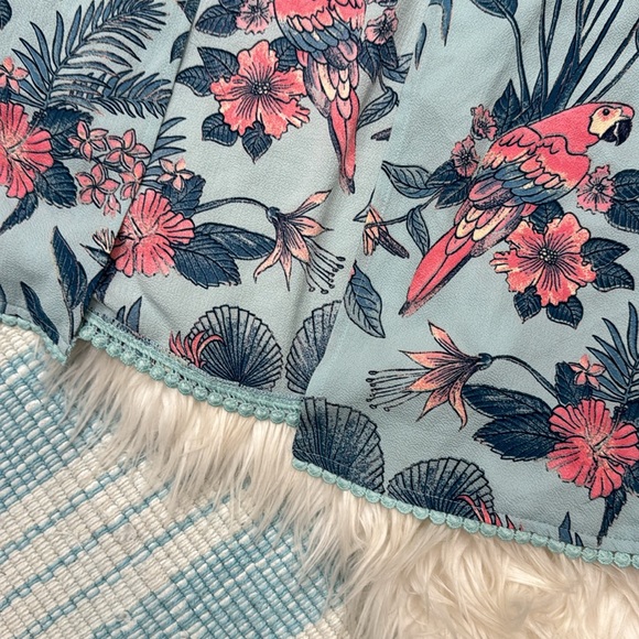 Girls H&M kimono/coverup etc - Picture 4 of 9